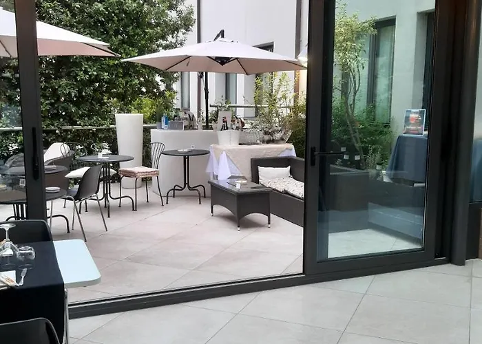 Continental Urban Art 4*