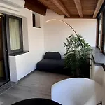 Continental Urban Art 호텔 졸라프레도사