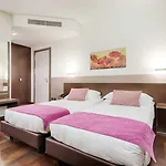 Continental Urban Art 4* 졸라프레도사