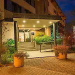 Continental Urban Art 4* 졸라프레도사