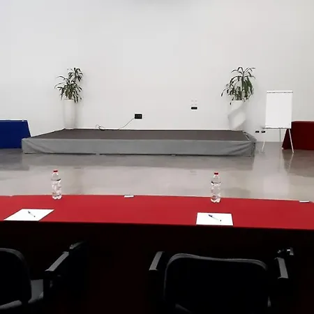 Continental Urban Art 4* Τζόλα Πρεντόζα