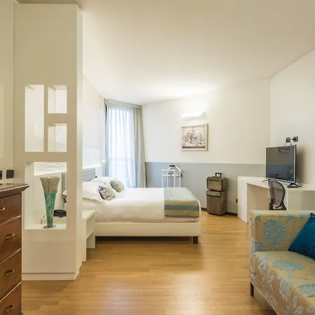 Continental Urban Art Hotel