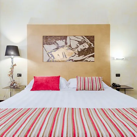 Continental Urban Art 4*