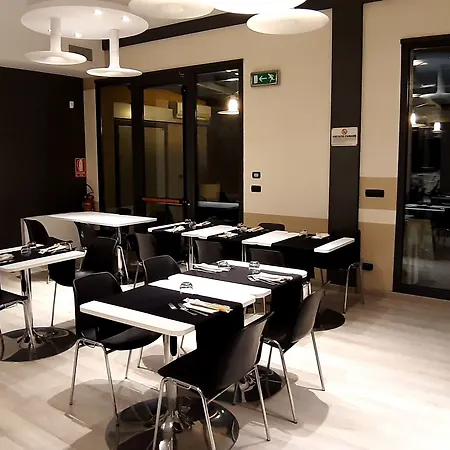 Ξενοδοχείο Continental Urban Art