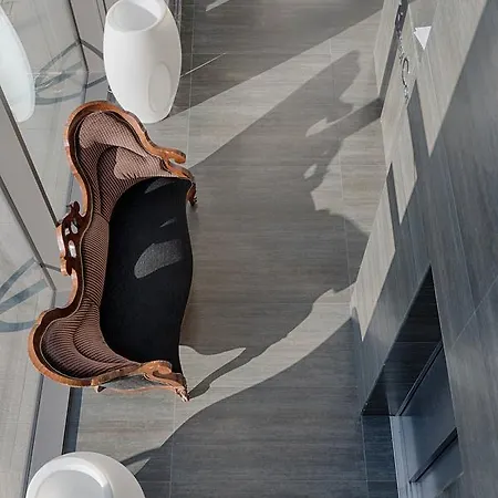 Ξενοδοχείο Continental Urban Art