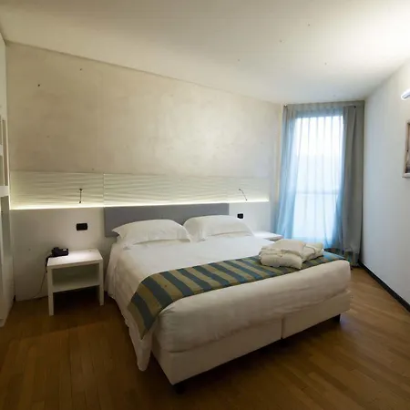 Continental Urban Art 4*
