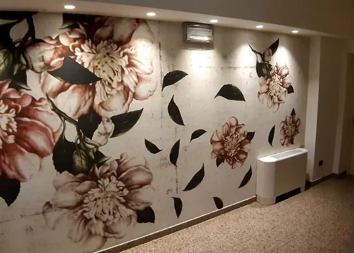 Hotel Continental Urban Art 4*