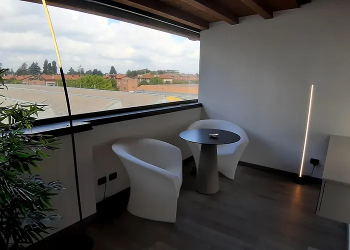 Hotel Continental Urban Art 4*