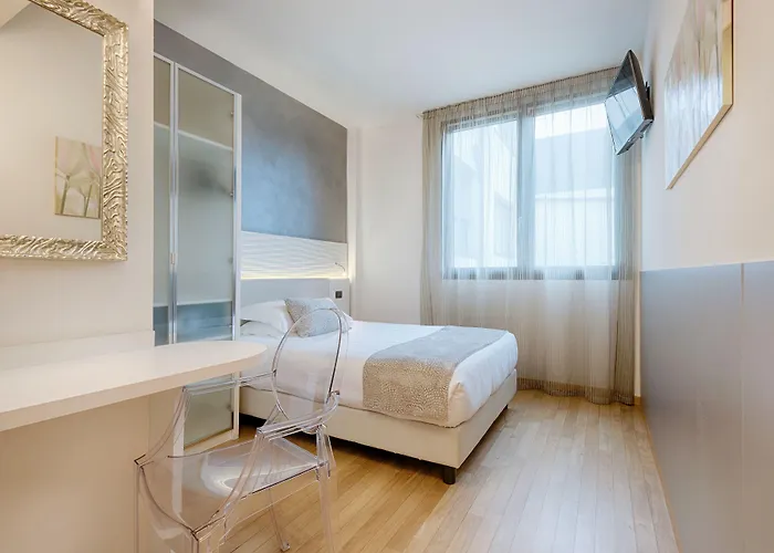 Continental Urban Art Hotel