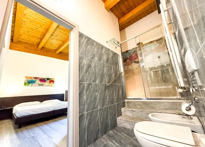 Hotel Continental Urban Art 4*