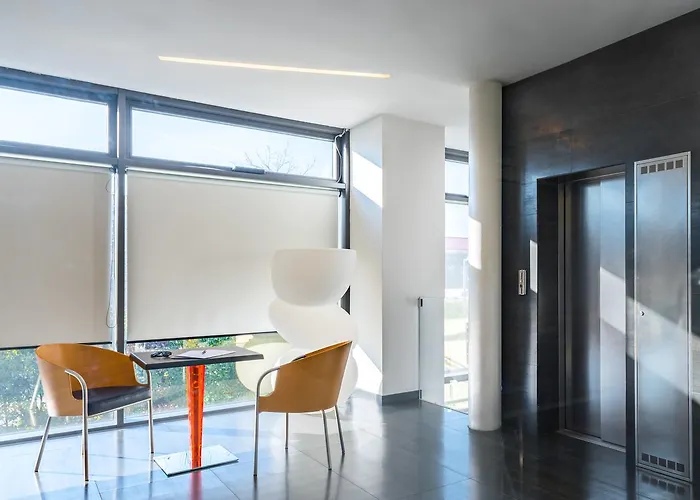 Continental Urban Art 4*